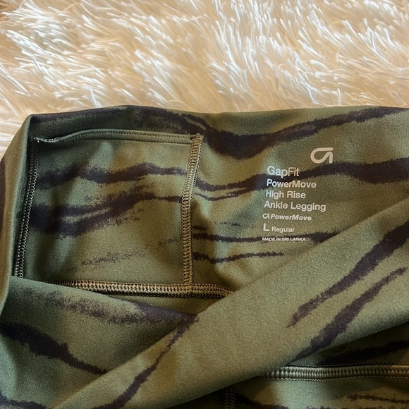 GAP Power Move High Rise - Large - Picture 5 of 6